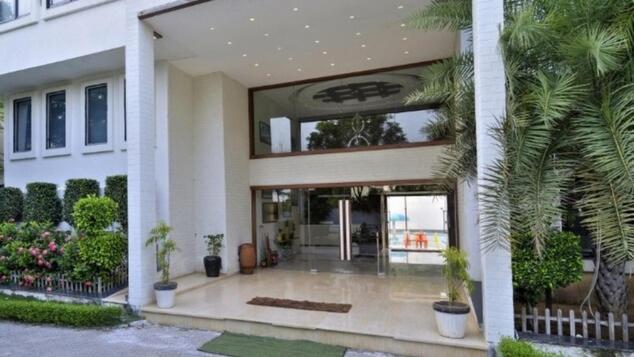 Om Sanctuary Resort By Pinks Hospitality Rupawati ภายนอก รูปภาพ